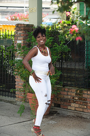 Latoya40th-379