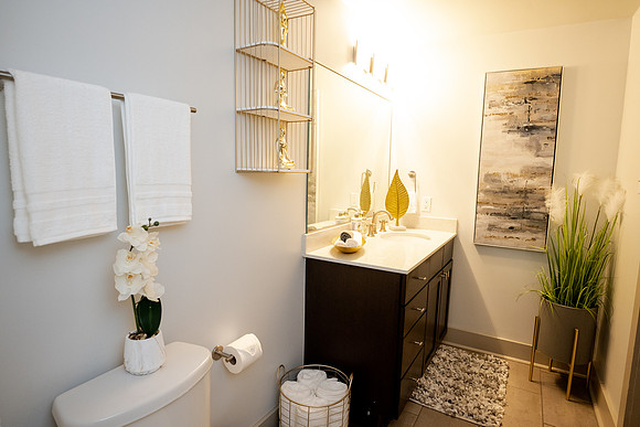 Gerald_DH229-7722