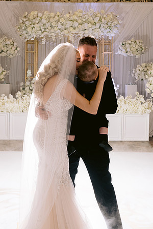 Linen-Jolie-Bridal-Andrew-Alwert-Studios-46