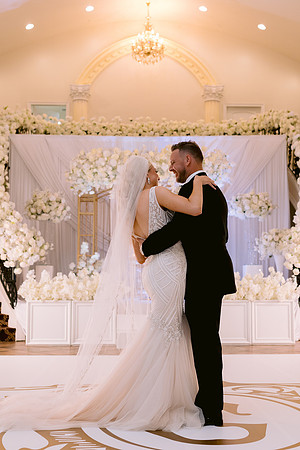 Linen-Jolie-Bridal-Andrew-Alwert-Studios-45