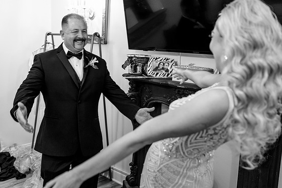 Linen-Jolie-Bridal-Andrew-Alwert-Studios-24
