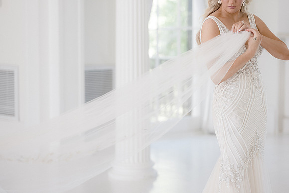 Linen-Jolie-Bridal-Andrew-Alwert-Studios-7