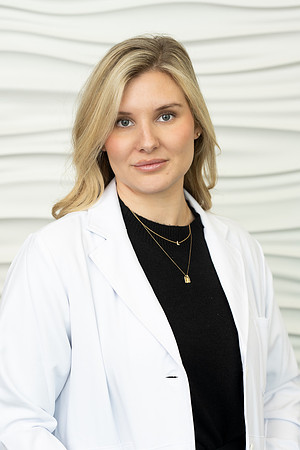 Avala_portraitsandOR_DF-12