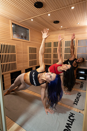 HOTWORX_01.23-2243