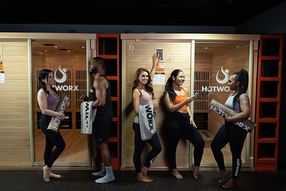 HOTWORX_01.23-9434