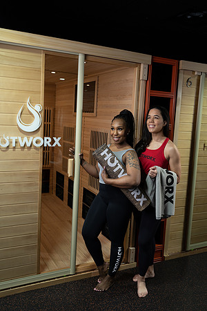 HOTWORX_01.23-9354