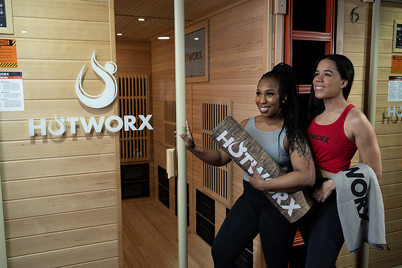 HOTWORX_01.23-9313