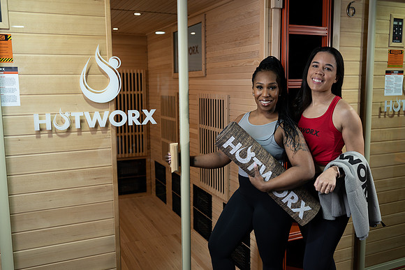 HOTWORX_01.23-9308