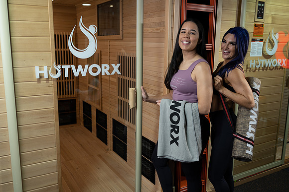 HOTWORX_01.23-9250