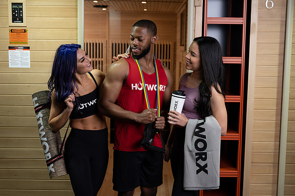 HOTWORX_01.23-2206