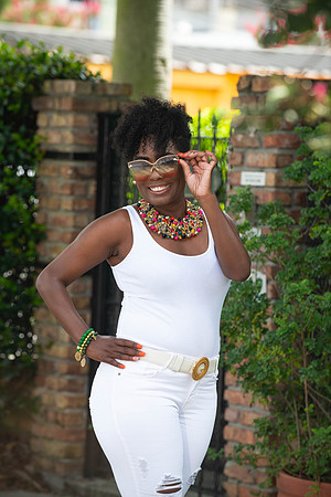 Latoya40th-367