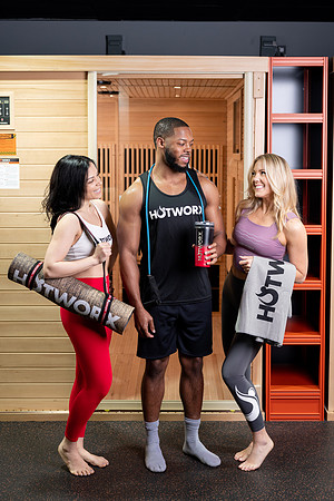 HOTWORX_01.23-4