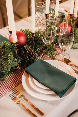 HotelPeterPaul_XmasDecor-9
