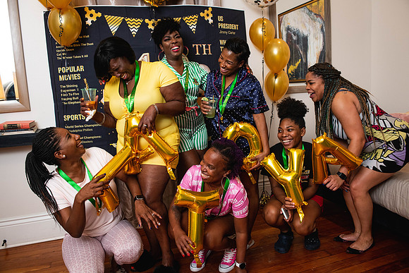 Latoya40th-259