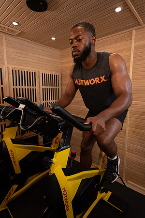 hotworx0423-8412