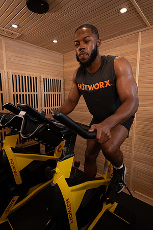 hotworx0423-8413