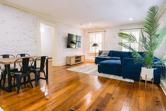 3211 Prytania-20