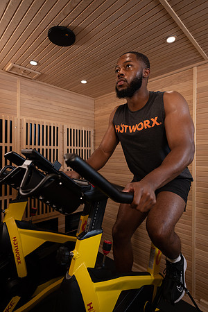hotworx0423-8398
