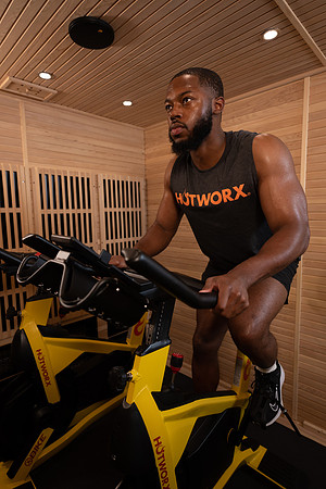 hotworx0423-8405