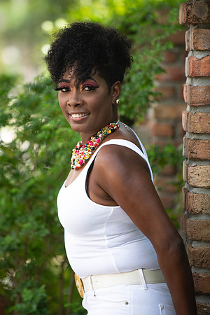 Latoya40th-454