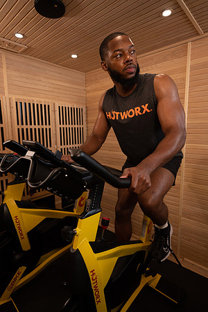 hotworx0423-8416