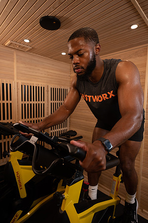 hotworx0423-8450