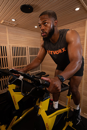 hotworx0423-8444