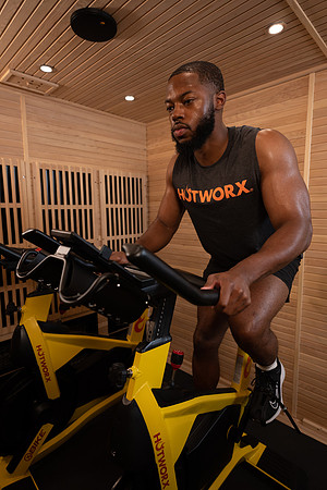 hotworx0423-8406