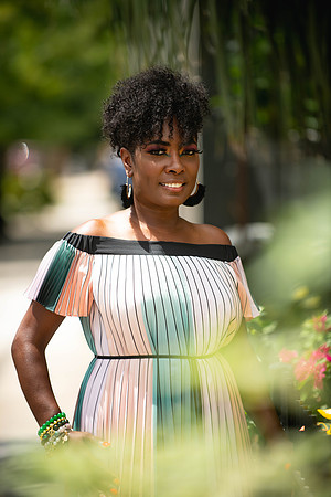 Latoya40th-685