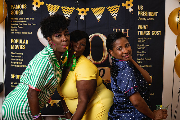Latoya40th-242