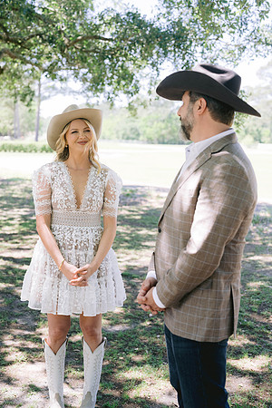 Sunny&Trey_GarrettField-169