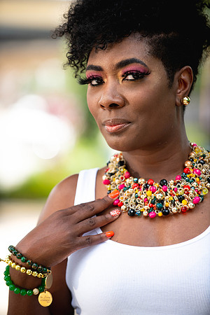 Latoya40th-467