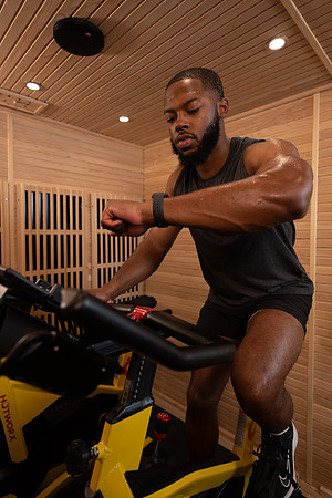 hotworx0423-8486