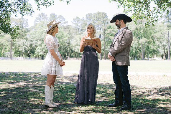 Sunny&Trey_GarrettField-171