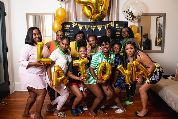 Latoya40th-260