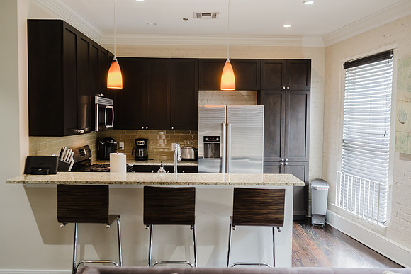 220 Decatur_304-24