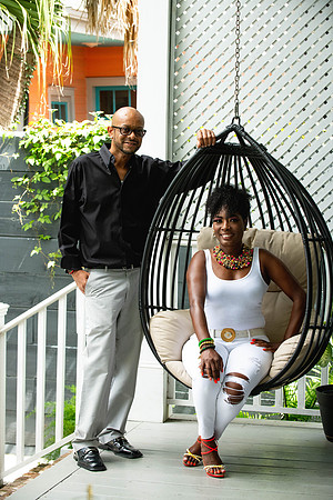 Latoya40th-488