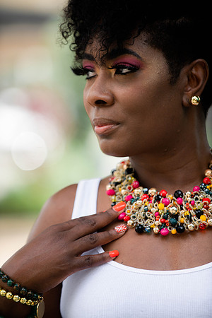 Latoya40th-464