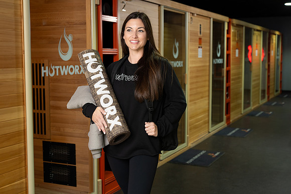 HOTWORX0424-6