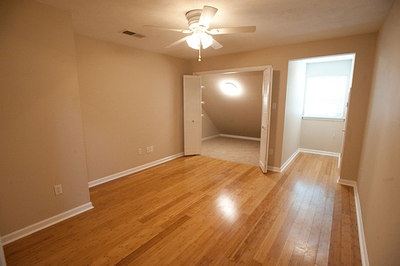 141somerset-1834