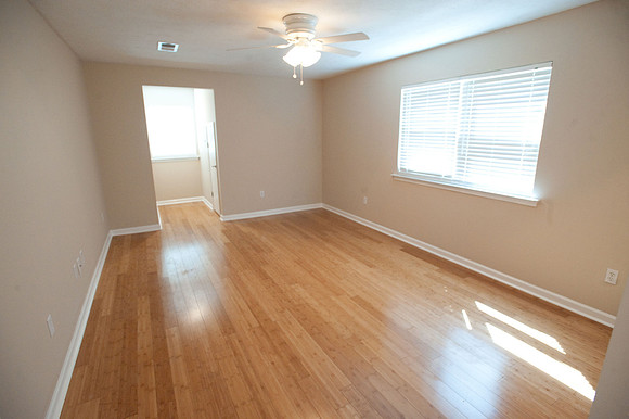 141somerset-1817