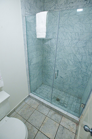 FQHI-9496