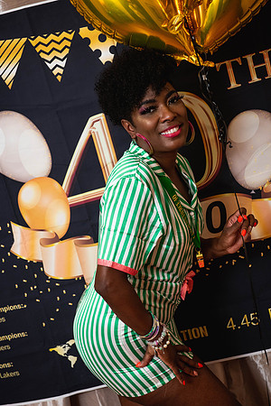 Latoya40th-280