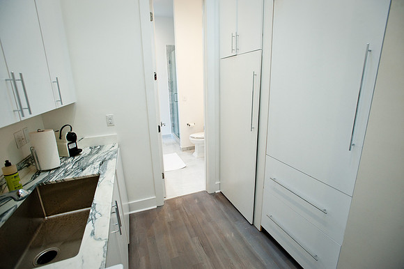 2438stclaude-3272