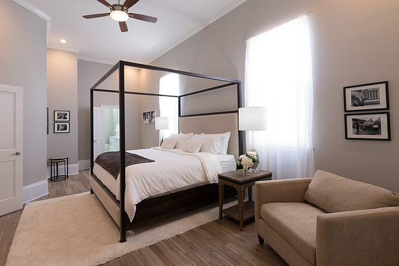1808 Spain St-15