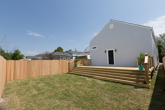 1808 Spain St-2