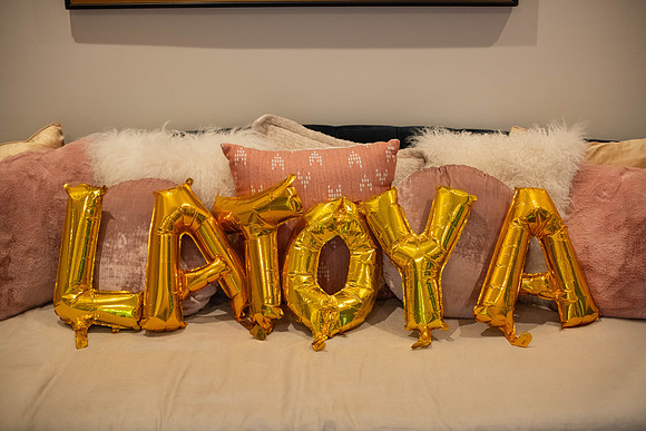 Latoya40th-19