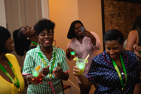 Latoya40th-229