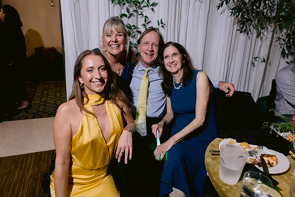 LeslieandPaul_DW-640