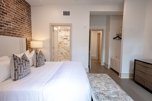 614baronne_205-68